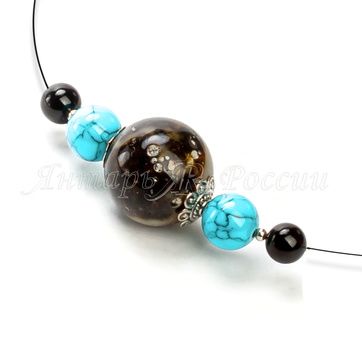 Колье из янтаря